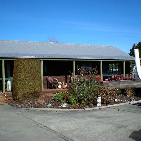 Te Waka Lodge Te Anau Kültér fotó