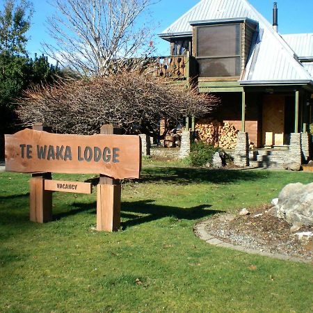 Te Waka Lodge Te Anau Kültér fotó