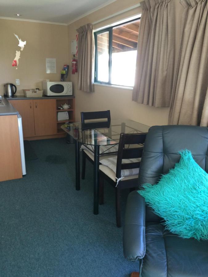 Te Waka Lodge Te Anau Kültér fotó